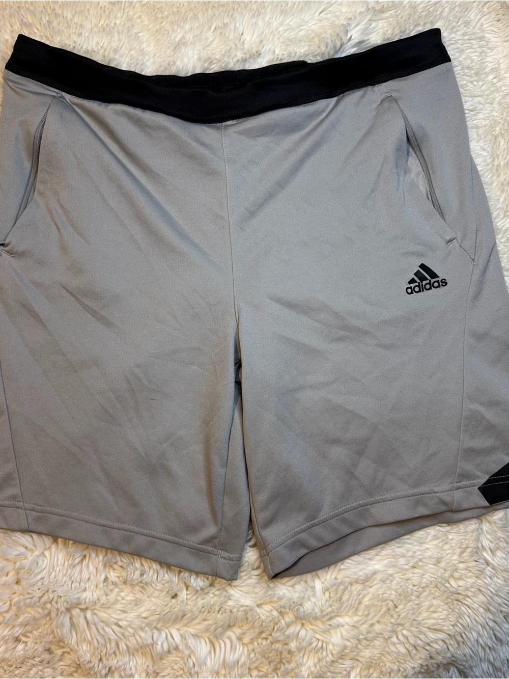 adidas Men’s size small Light Gray Athletic Shorts no liner 8” inseam